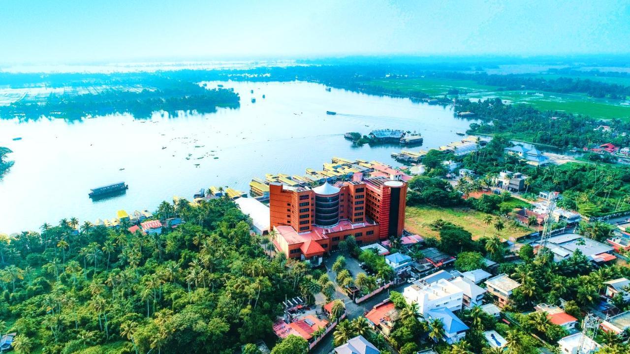 Ramada By Wyndham Alleppey Alappuzha Luaran gambar