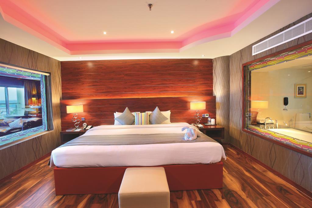 Ramada By Wyndham Alleppey Alappuzha Luaran gambar