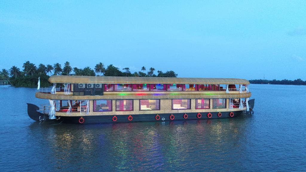 Ramada By Wyndham Alleppey Alappuzha Luaran gambar